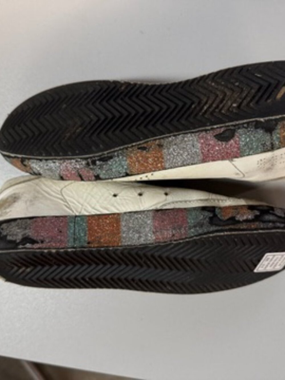 GOLDEN GOOSE Women's Superstar Sneaker Size 37/US7 - Picture 9 of 11